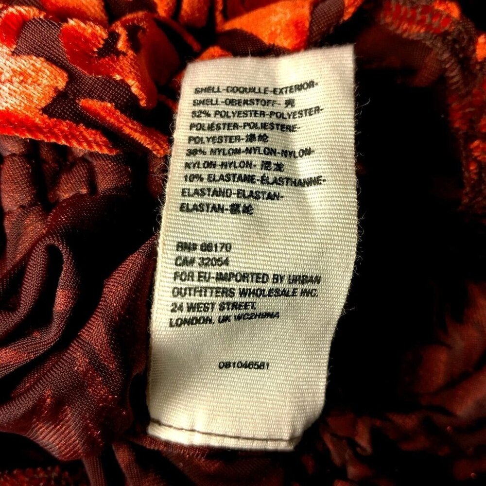Free People Velveteen Dream Shirt S Red Floral Velour Crop Peasant Ruffle V Neck - Picture 15 of 16